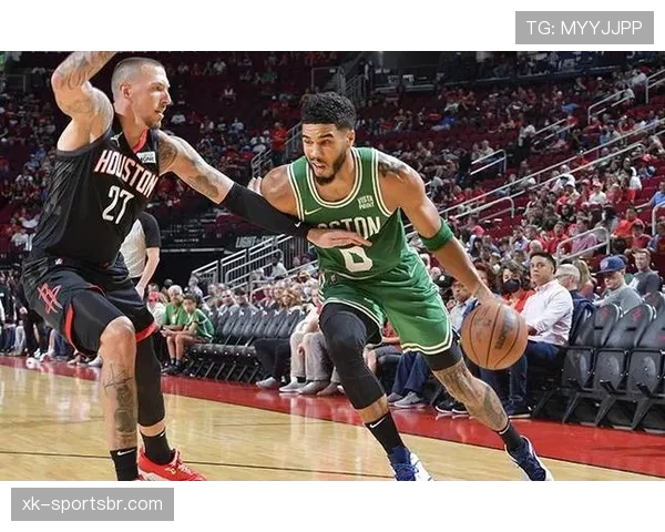 格兰特·威廉姆斯无球跑动制造空间，3D属性提升绿军外线效率