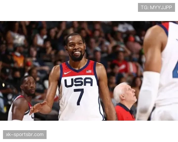 杜兰特高效单打对抗约基奇更能拉开进攻空间