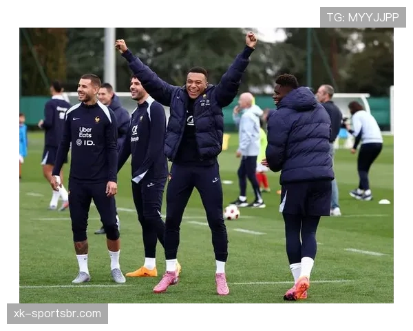 卡马文加：解析法国队史最年轻出场球员之一的崛起逻辑与潜力边界